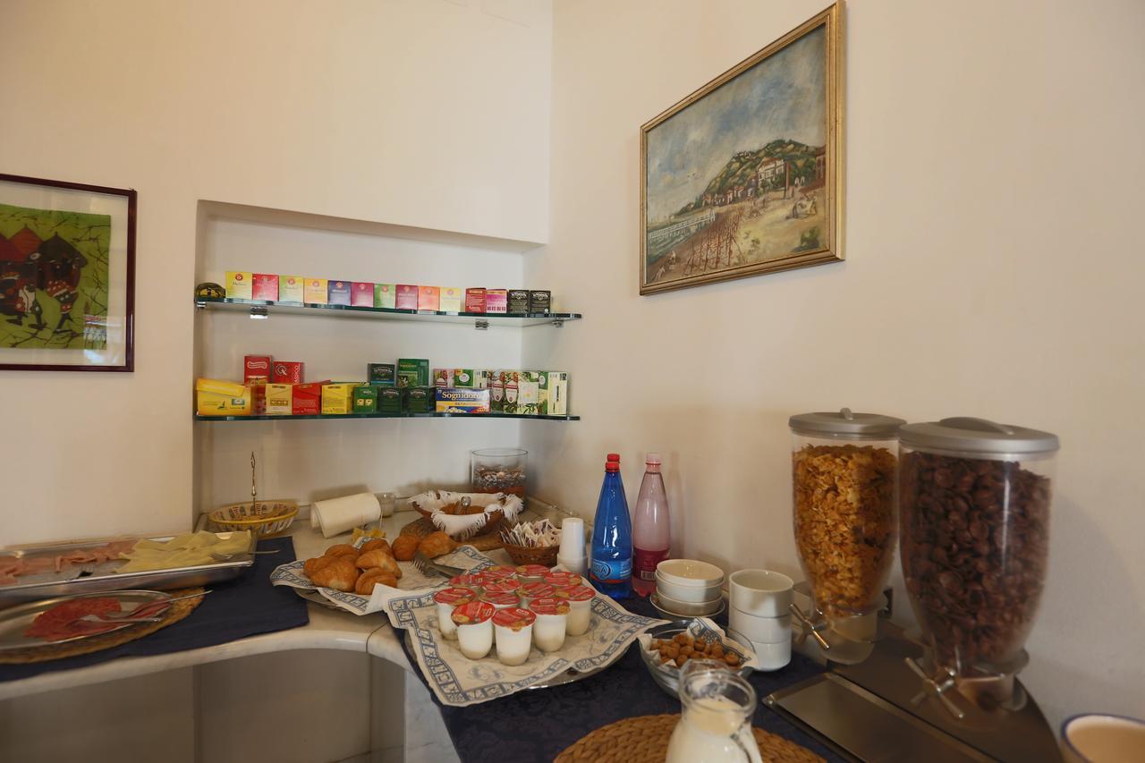 Hotel Domus Mea Каттолика Экстерьер фото